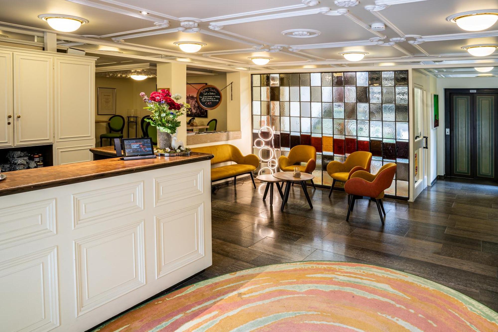 היידנהיים אן דר ברנץ Akzent Hotel Restaurant Hirsch מראה חיצוני תמונה