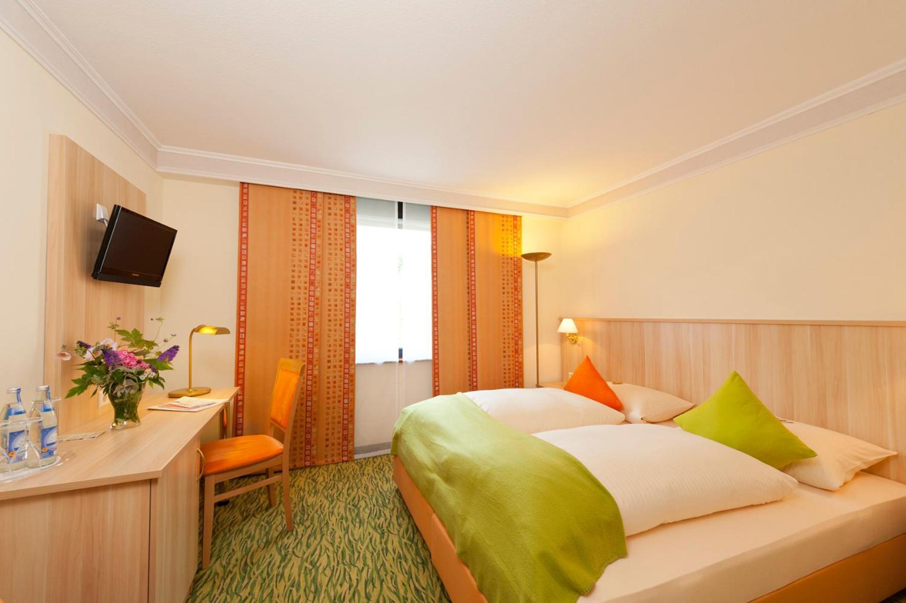היידנהיים אן דר ברנץ Akzent Hotel Restaurant Hirsch מראה חיצוני תמונה